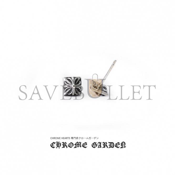 Ch**me He**ts pyramid plus stud earrings