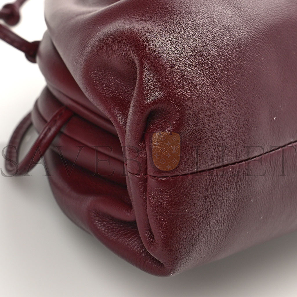 bo*te*ga Ve*ne*ta butter calfskin the mini pouch bordeaux (21*11*5cm）