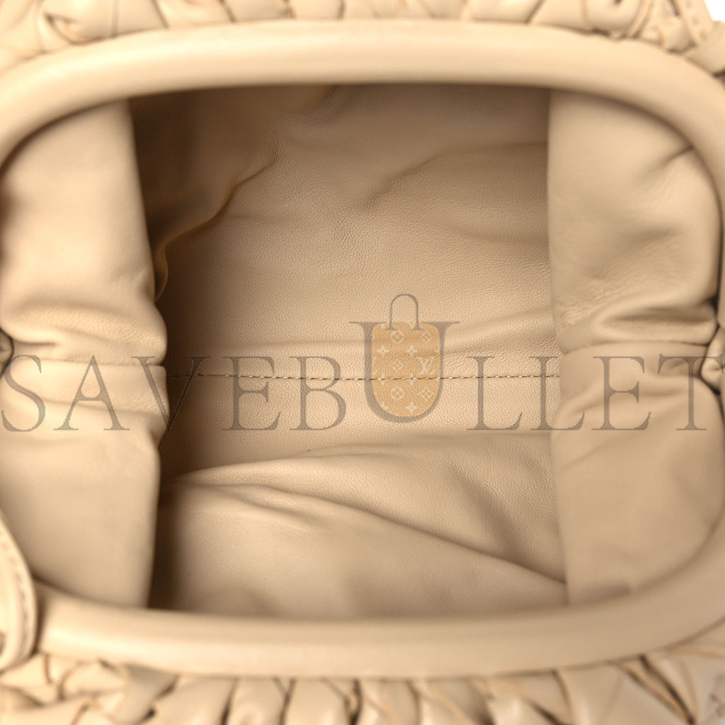 bo*te*ga Ve*ne*ta nappa intrecciato the mini pouch porridge (22*16*5cm)