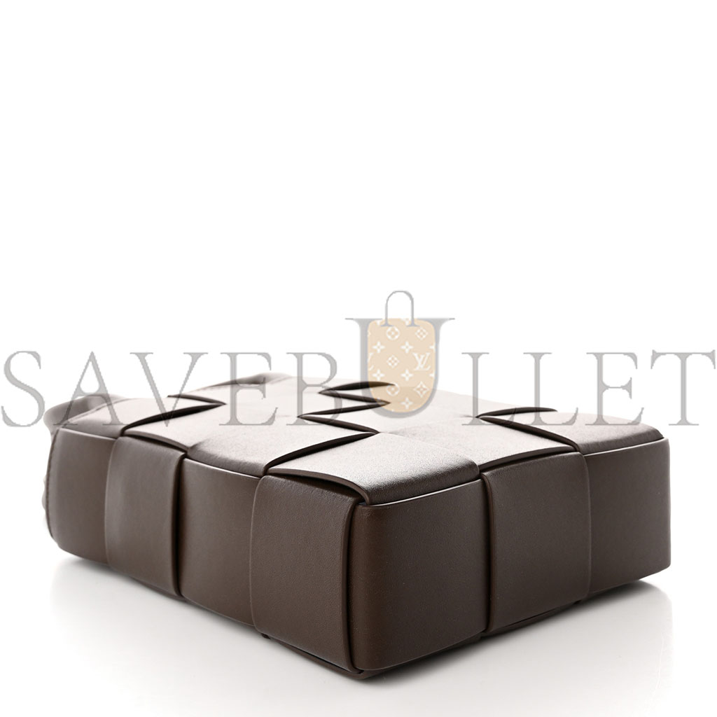 bo*te*ga ve*ne*ta lambskin maxi intrecciato mini N0*H south cassette tote light brown (24*14*5cm)