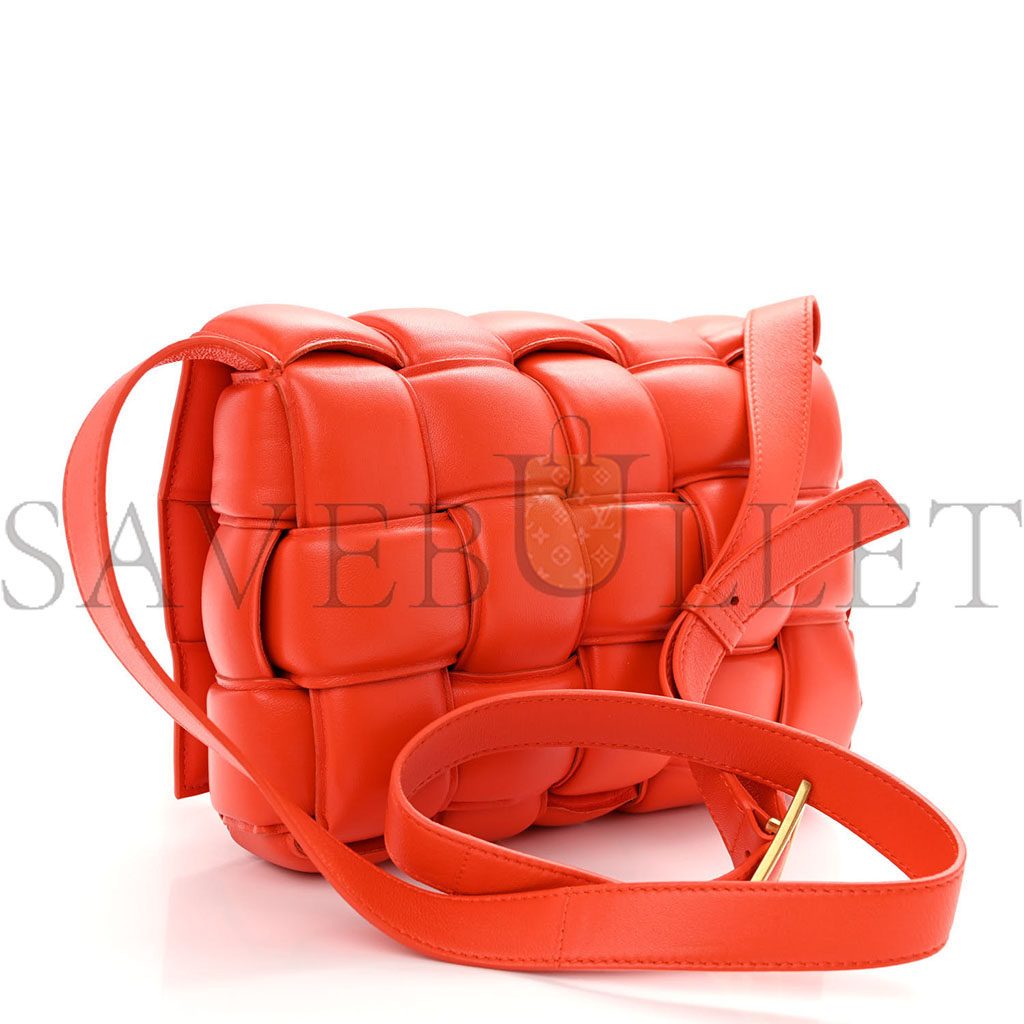 bo*te*ga Ve*ne*ta nappa maxi intreccio padded cassette crossbody bag sunburst (26*18*8cm)