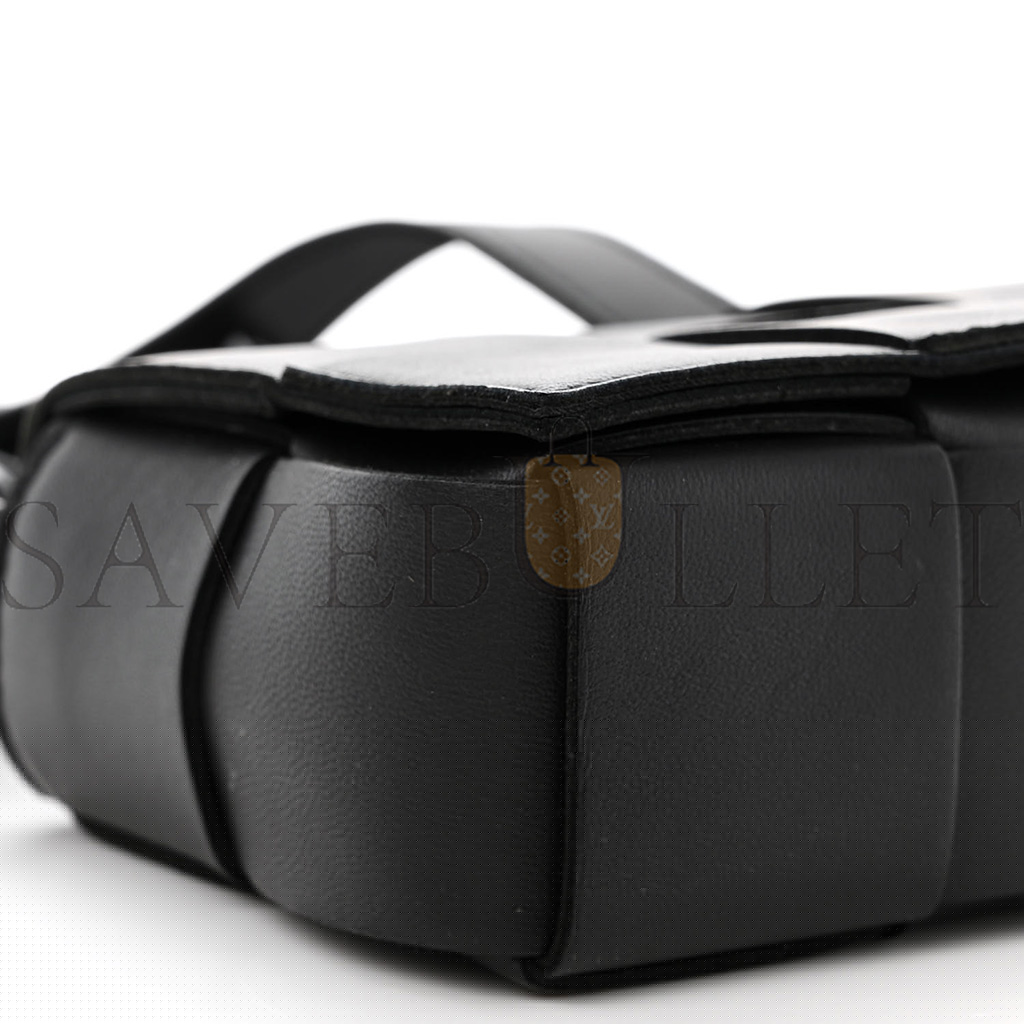 bo*te*ga Ve*ne*ta lambskin maxi intreccio candy cassette crossbody bag black (12*8*4cm)