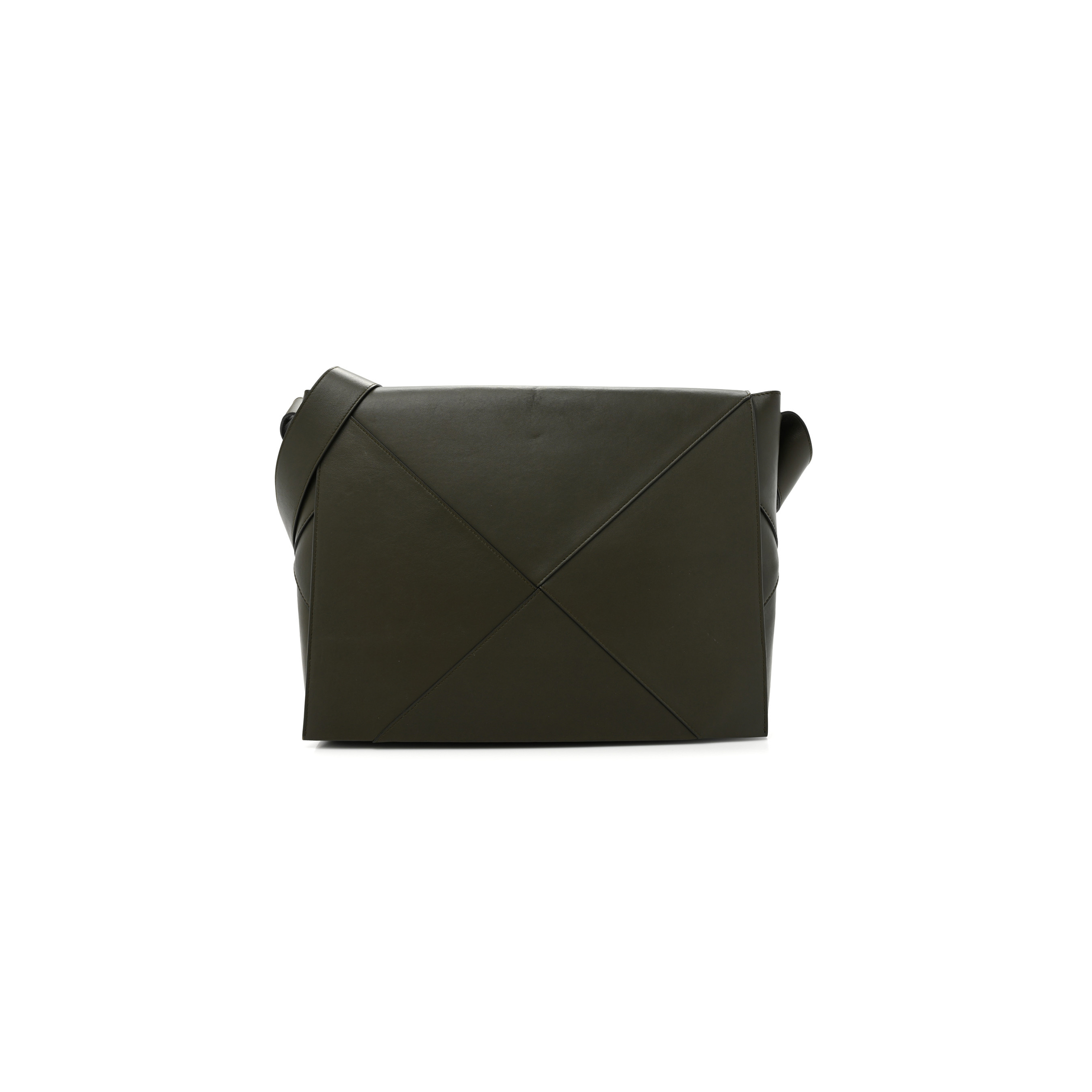 bo*te*ga Ve*ne*ta lambskin maxi intrecciato messenger bag (23*15*6cm)