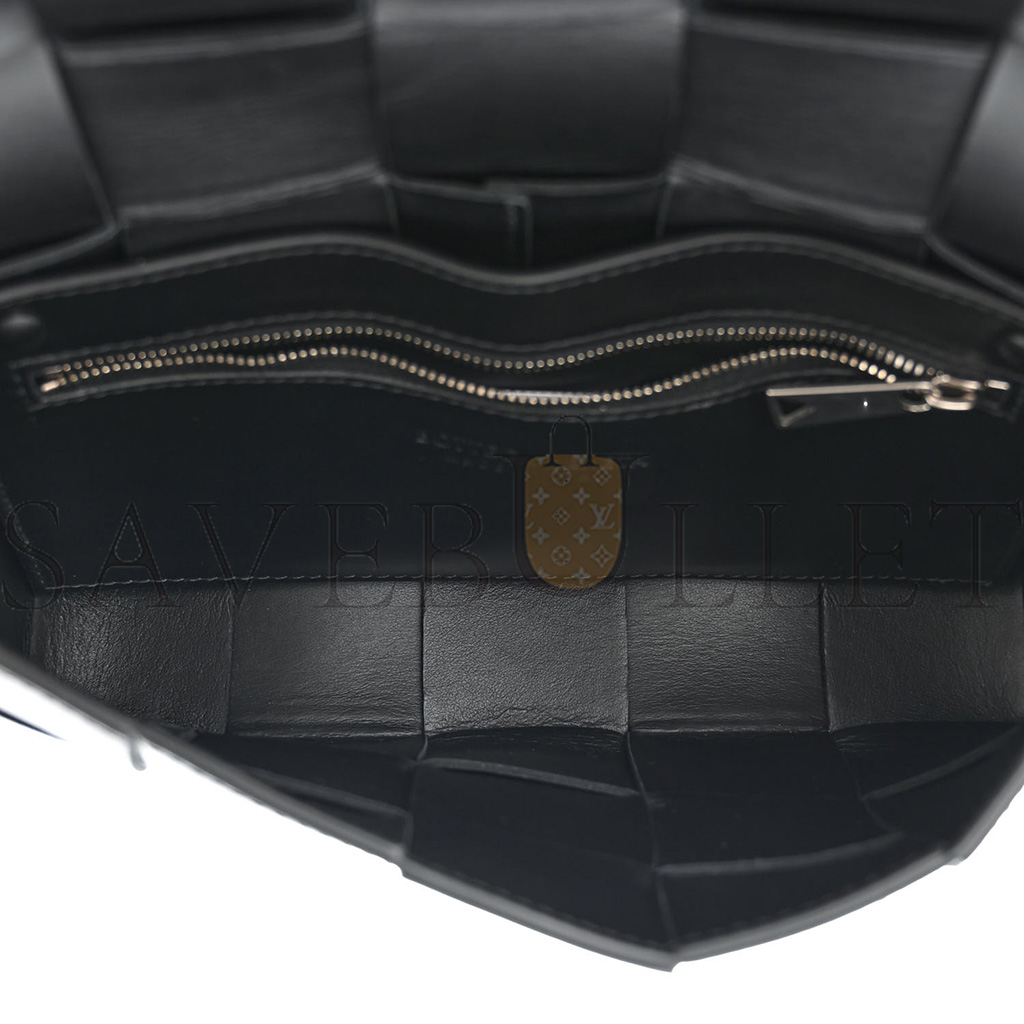 bo*te*ga Ve*ne*ta calfskin maxi intreccio cassette with strap bag black (23*15*5.5cm)