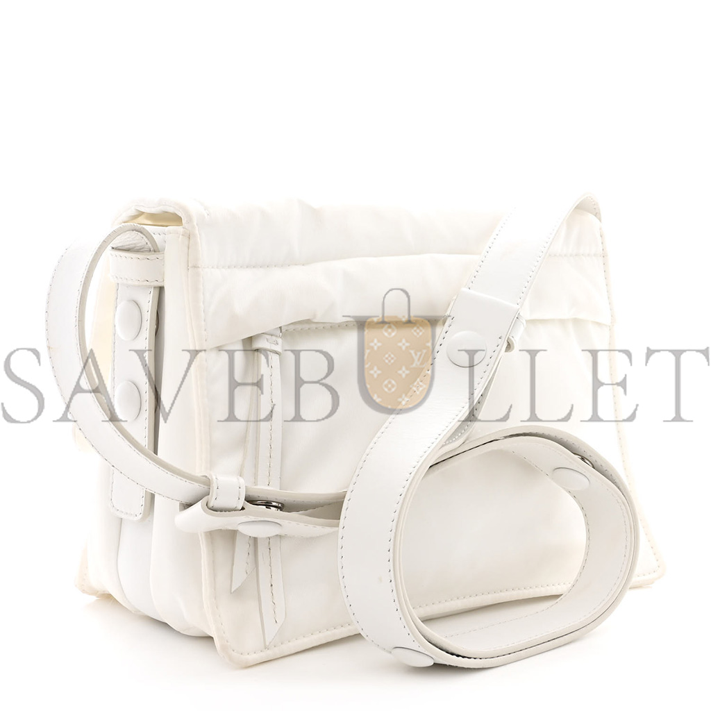 Pra*a re-nylon small padded shoulder bag white (23*16*11cm)