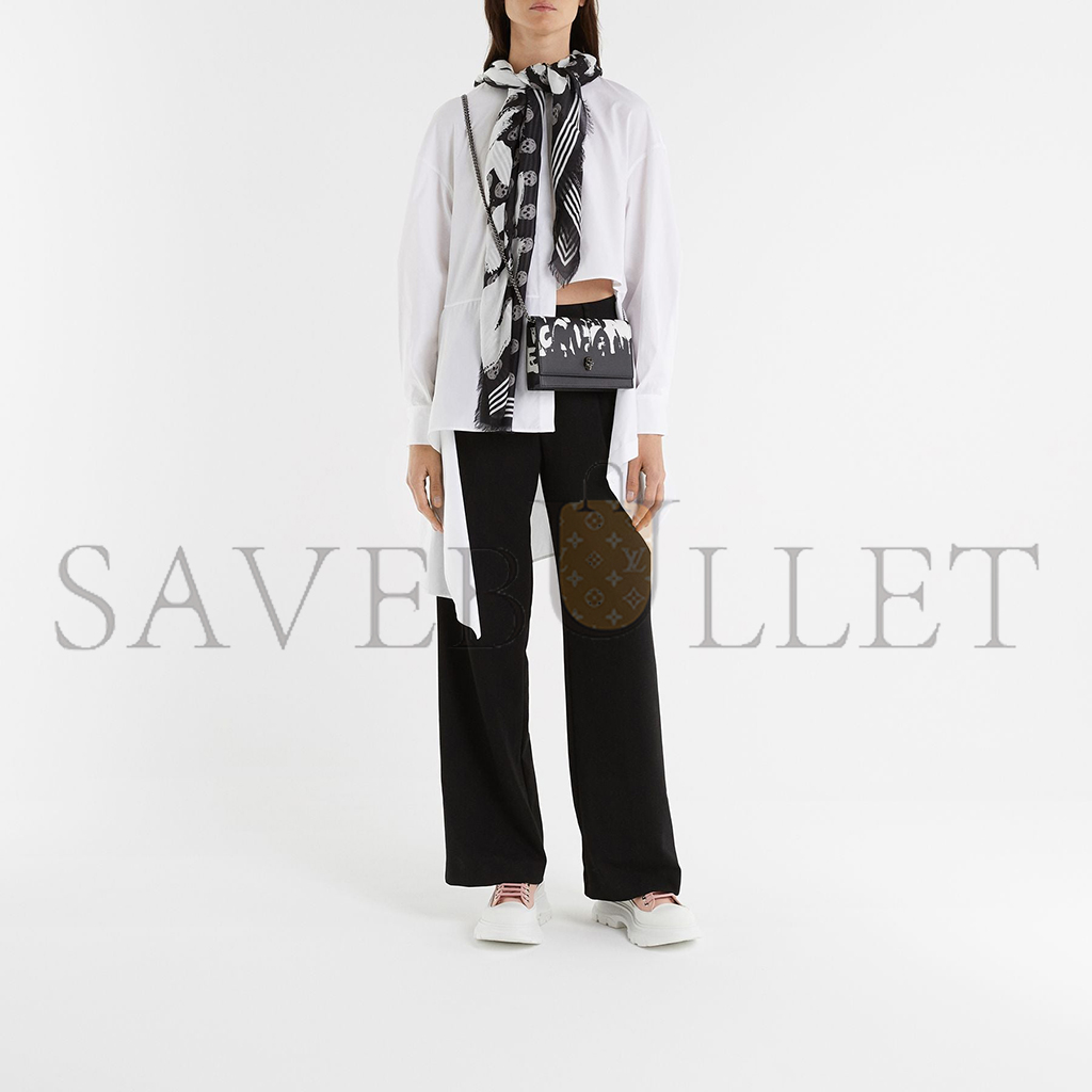 Ale*d*r m*q*en tread slick sneakers 611705w4lr19243