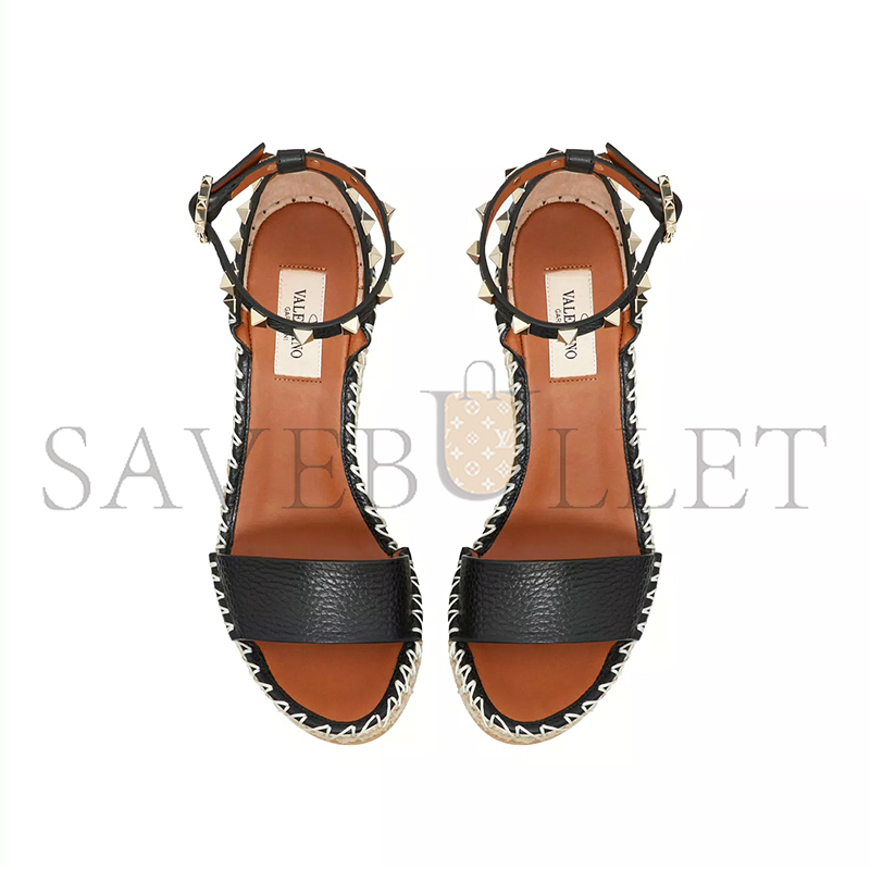 VALENTINO DOUBLE ROCKSTUD GRAINY CALFSKIN WEDGE SANDAL 105MM 5W2S0090VTO_N02