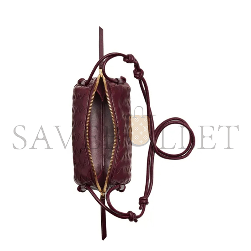 bo*te*ga Ve*ne*ta concert pouch 794258v3sp12686 (18.5*11.5*8.5cm)