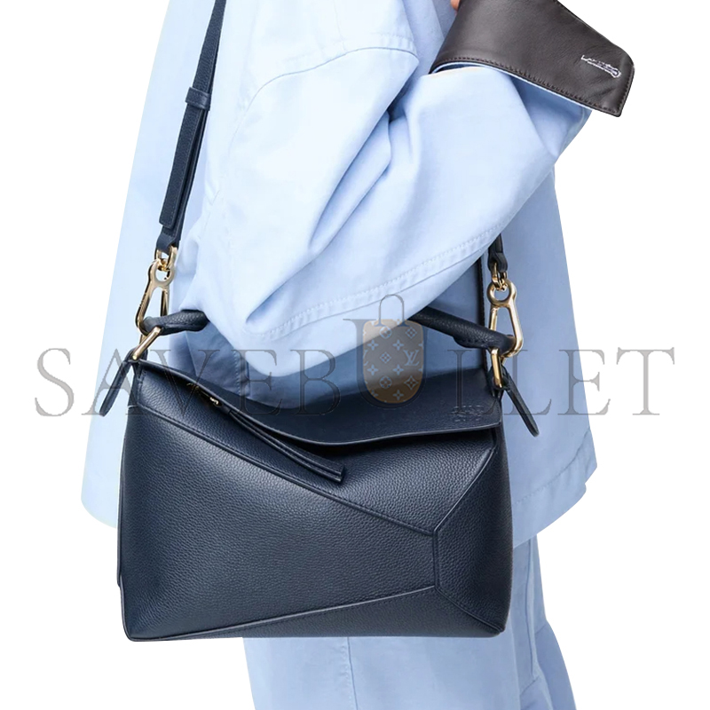 L0ew* small puzzle edge bag in soft grained calfskin a510p60x77-5544 (24*16.5*10.5cm)