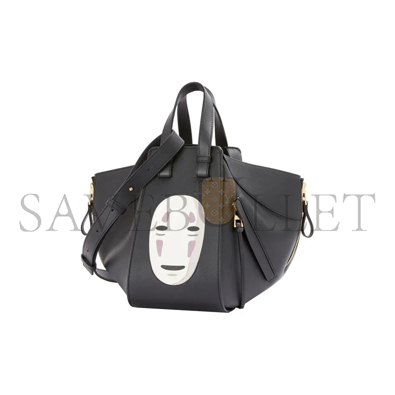 L0ew* x studio ghibli hammock compact bag in classic calfskin a538s35x36-1100 (30*25*13.5cm)