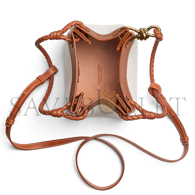 bo*te*ga Ve*ne*ta small parachute 826220vmaxn9837 (21*17*16cm)