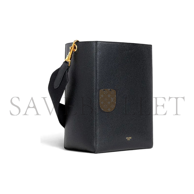 Ce**e small bucket bag in sangle seau pebbled calfskin 189303ah4.38no (25*18*12cm)
