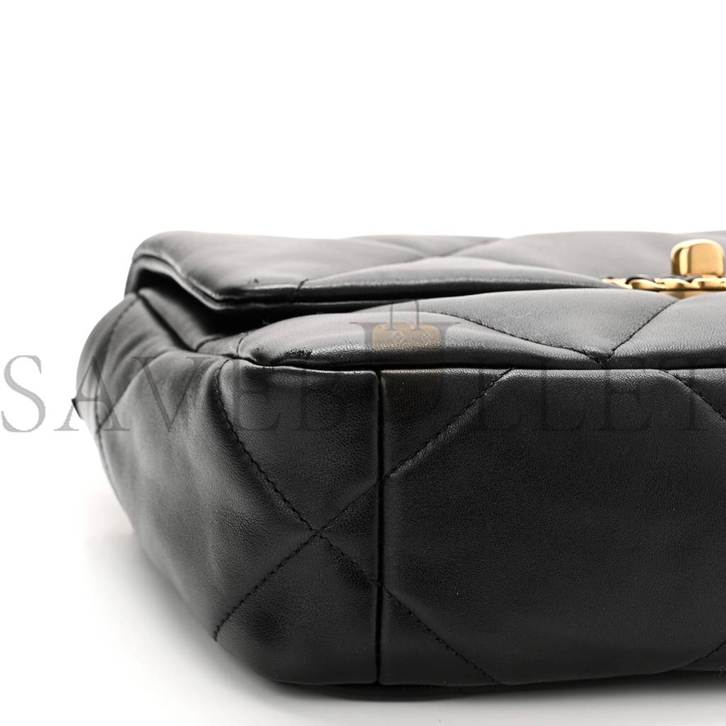 Ch*el lambskin quilted medium Ch*el 19 flap black gold hardware (25*16*7cm)