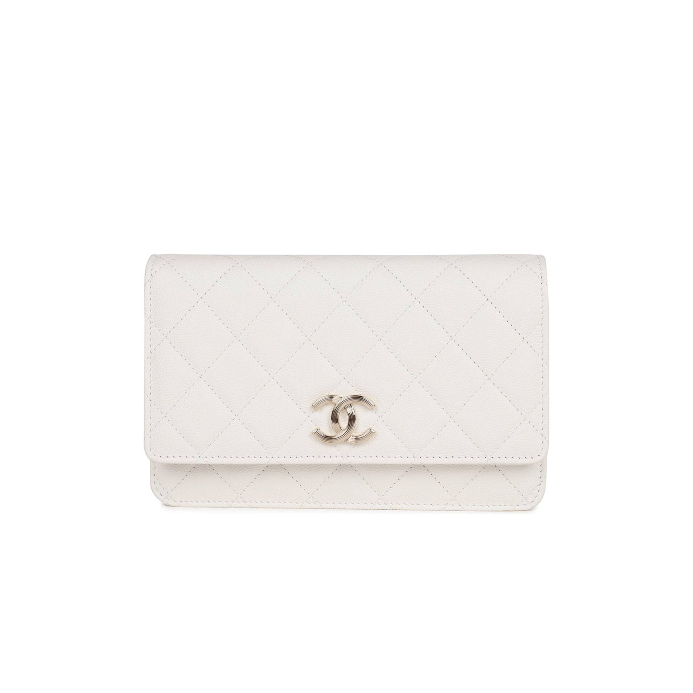 Ch*el wallet on chain woc white caviar light gold hardware (19*12*4cm)