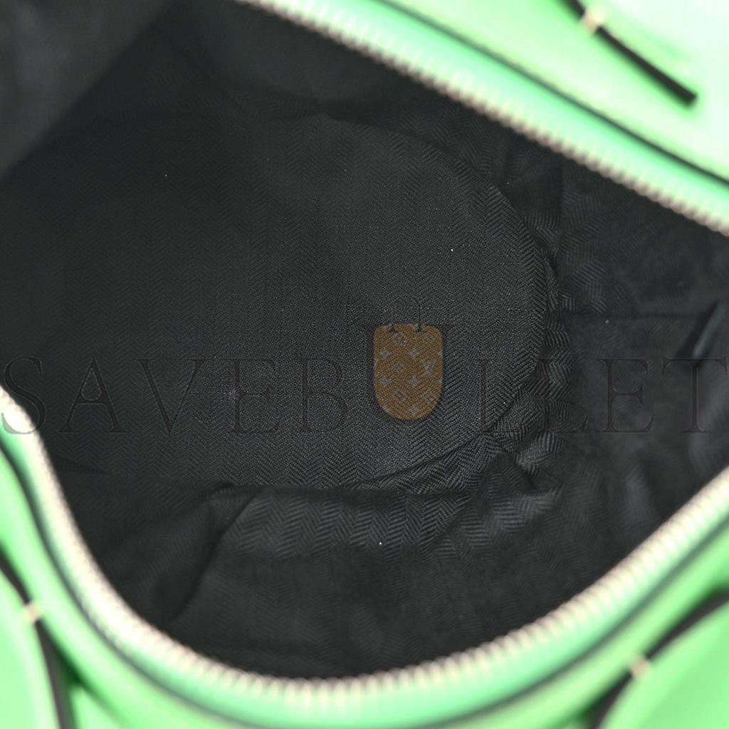 l*ew* calfskin large elephant crossbody bag apple green (20*15*14cm)