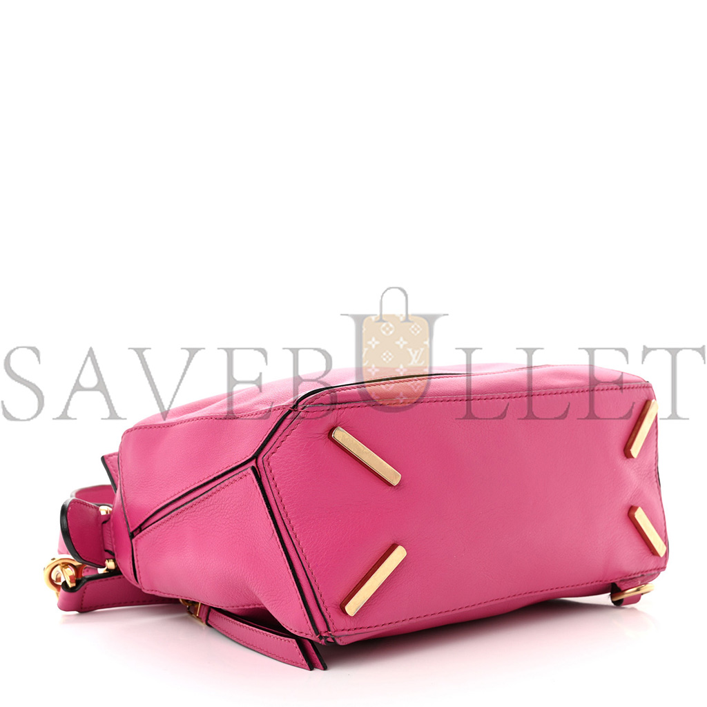 l*ew* calfskin small puzzle bag fuchsia (24*16.5*10.5cm)