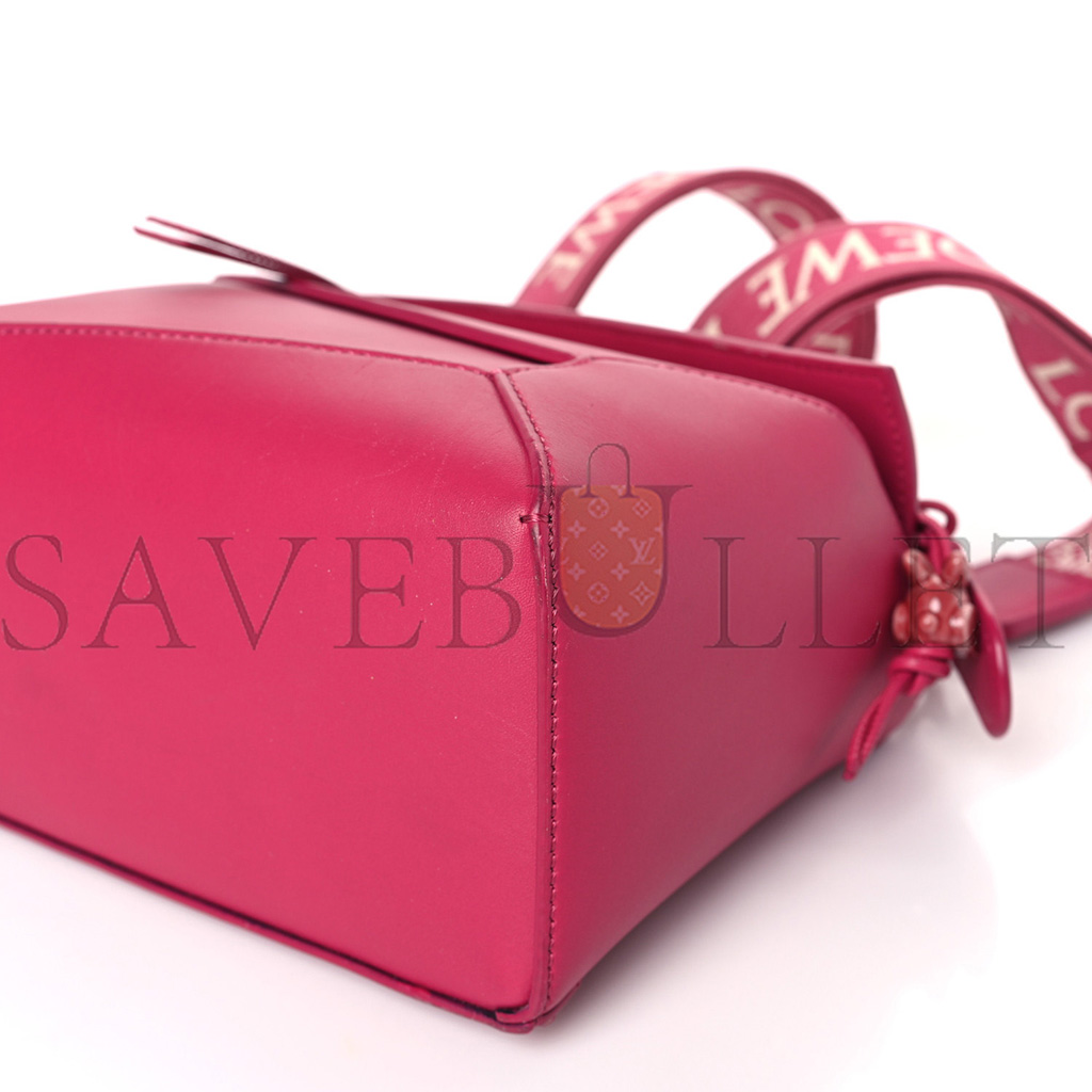 l*ew* satin calfskin monoCh*0me small puzzle edge bag ruby red glaze (24*16.5*10.5cm)