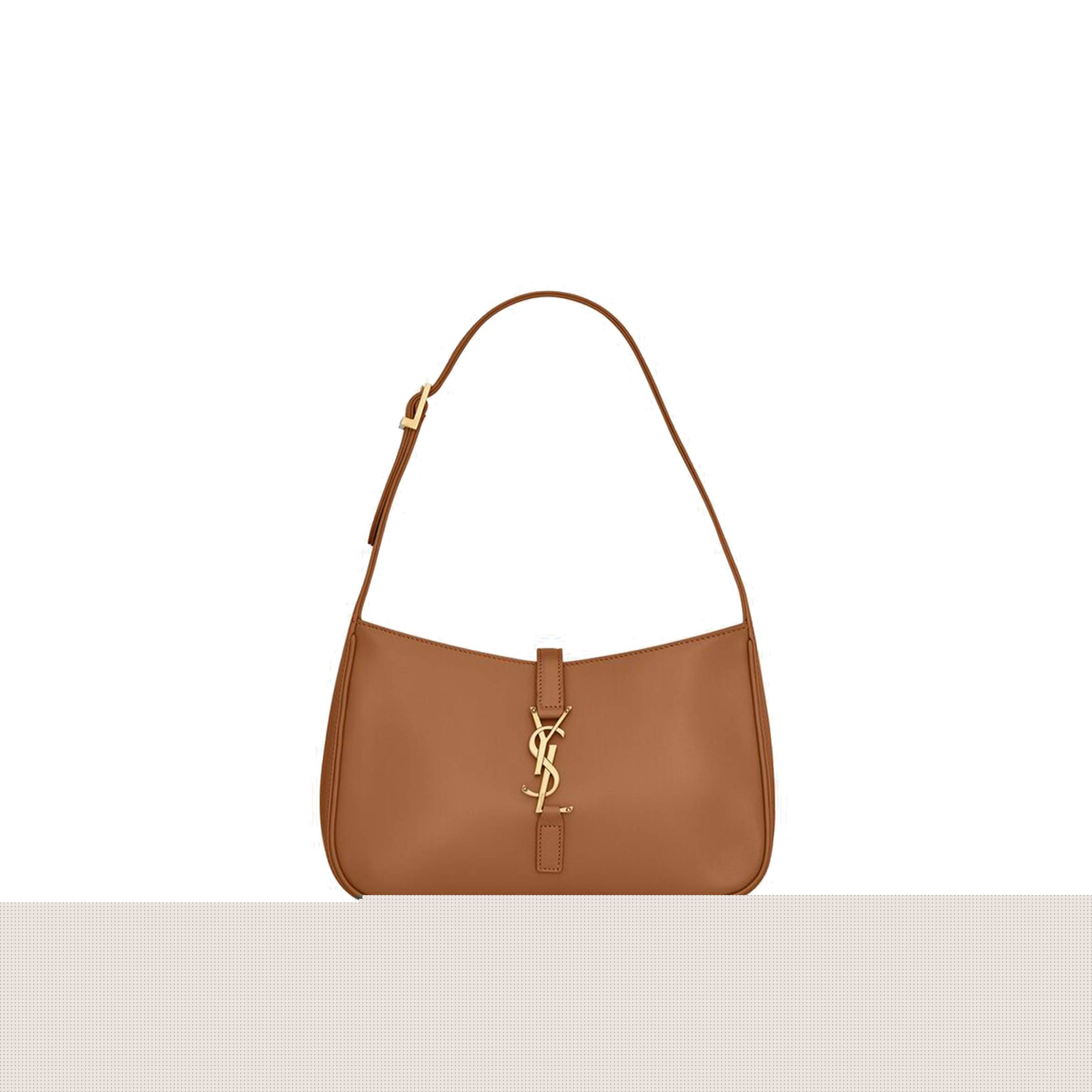 Y*L le 5 a 7 in smooth leather 6572282r20w9813 (23*16*6.5cm)