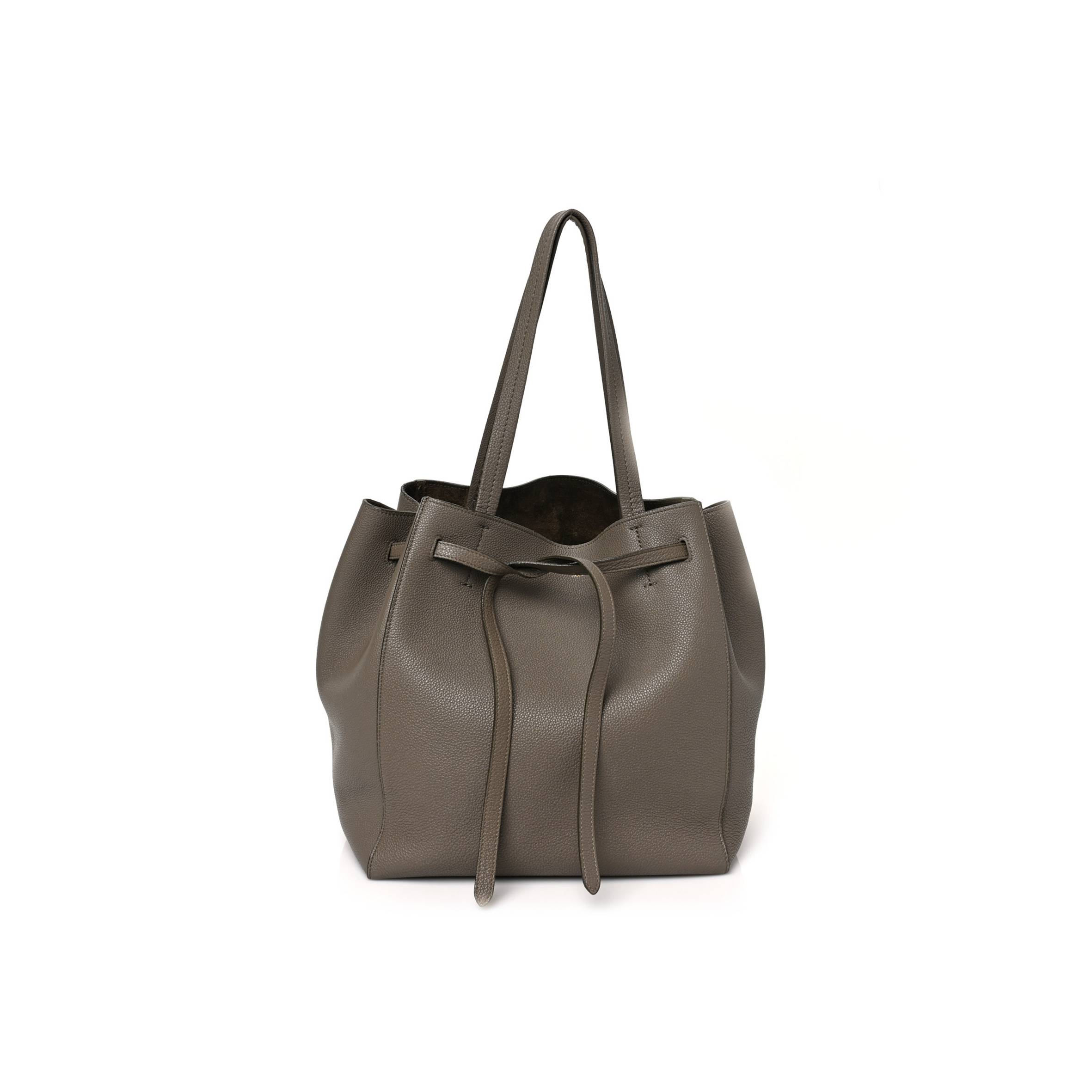 Ce**e soft grained calfskin medium belt cabas phantom taupe (34*27*20cm)