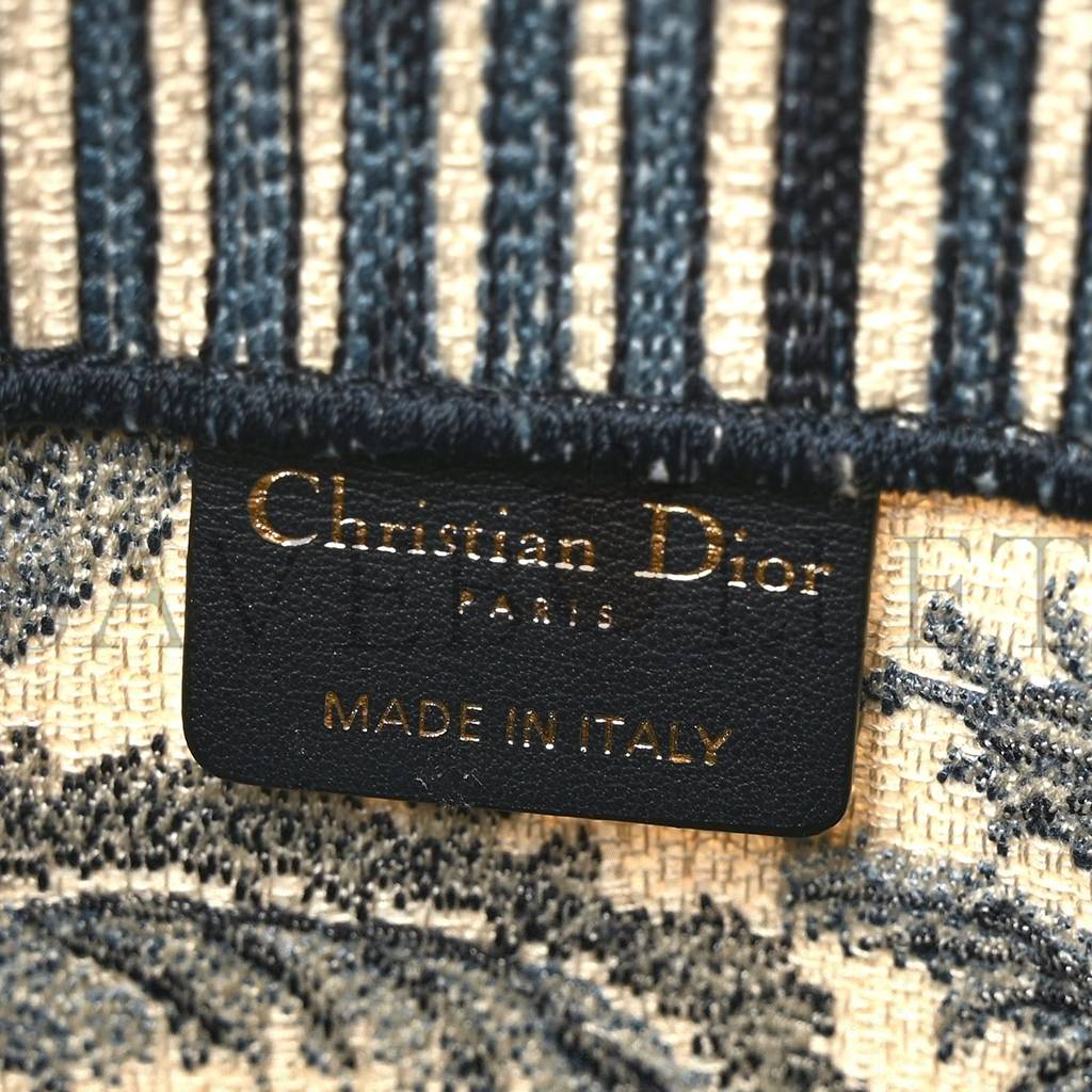 D*or canvas embroidered large palm tree toile de jouy book tote blue multicolor (42*35*17.1cm)