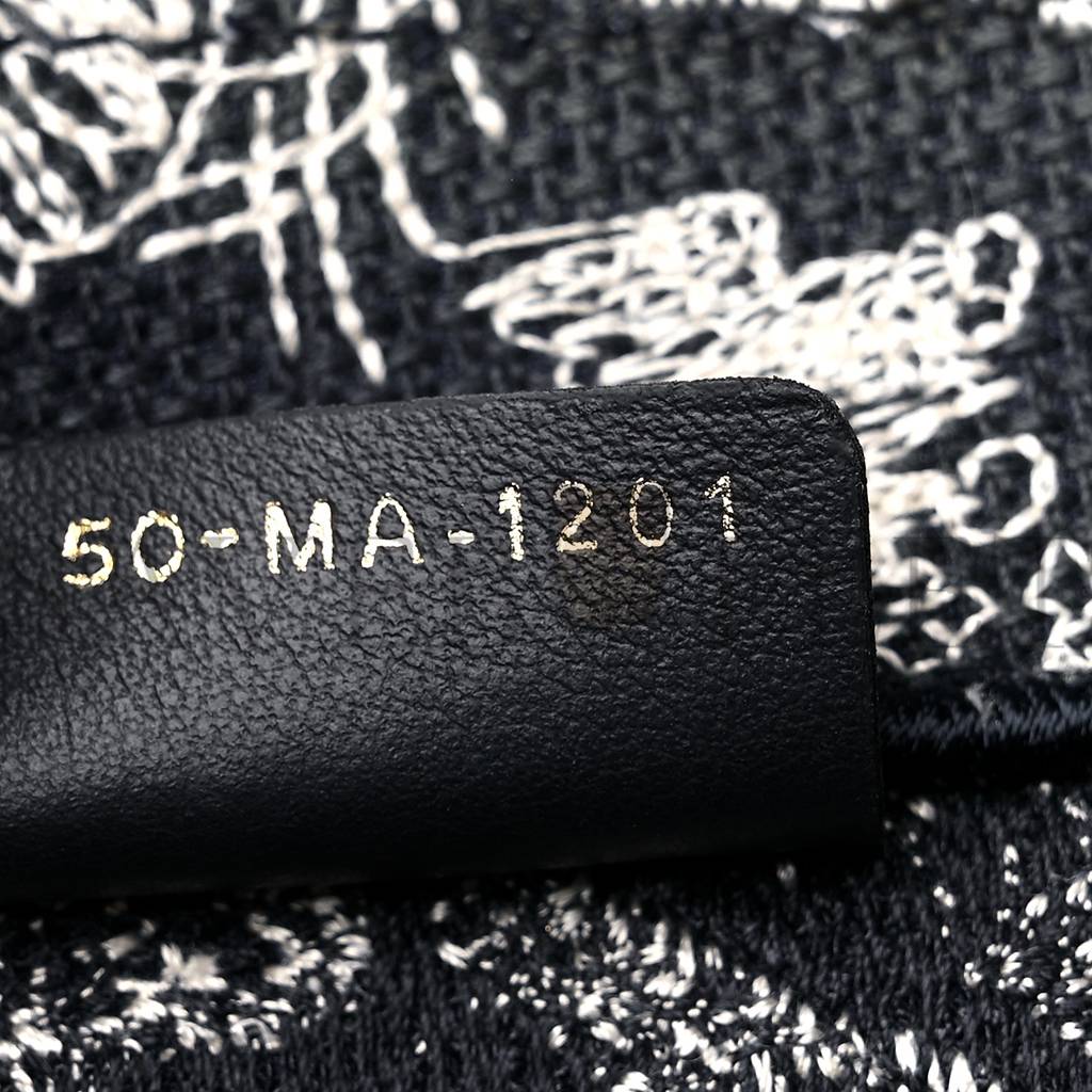 D*or canvas embroidered medium D*oriviera toile de jouy book tote blue (36*28*7.6cm)